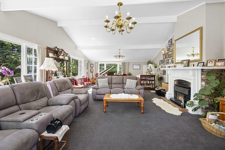 Photo of property in 1324 Egmont Road, Egmont Village, Inglewood, 4386