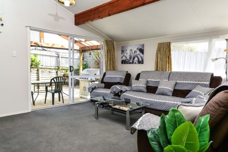 Photo of property in 4 Russleigh Drive, Dinsdale, Hamilton, 3204