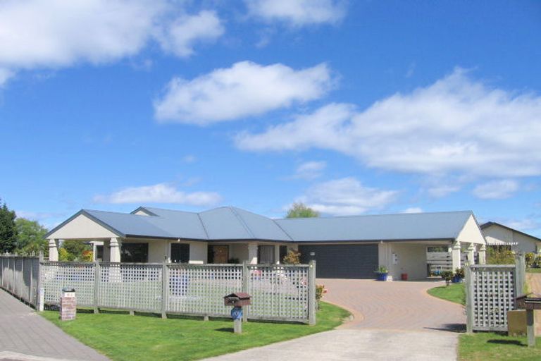 Photo of property in 7 Takawai Place, Nukuhau, Taupo, 3330