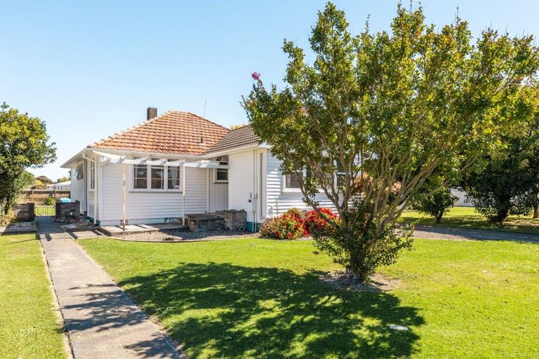 Photo of property in 27 Ward Crescent, Marewa, Napier, 4110