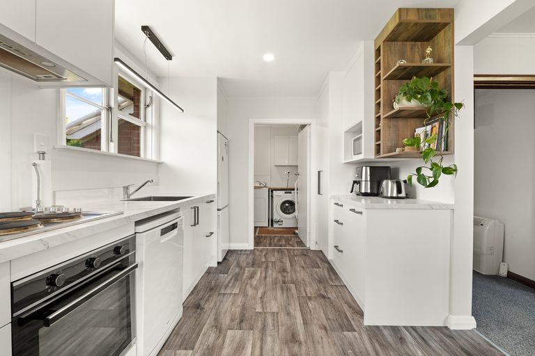 Photo of property in 18 Mooltan Street, Halfway Bush, Dunedin, 9010