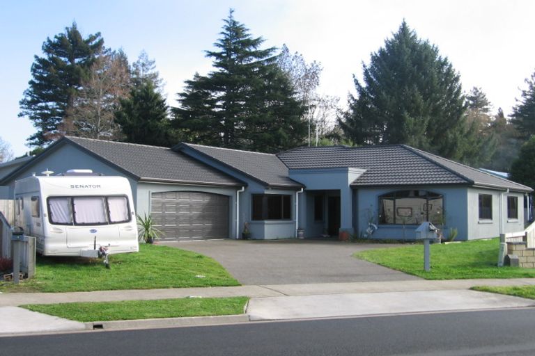 Photo of property in 5 Maccallum Court, Rototuna, Hamilton, 3210