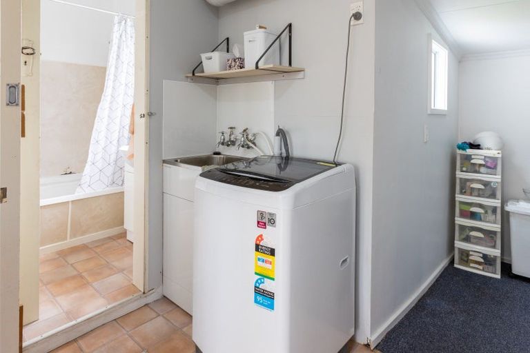 Photo of property in 41 Burns Street, Dannevirke, 4930