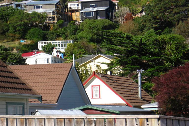 Photo of property in 92 Weka Street, Miramar, Wellington, 6022