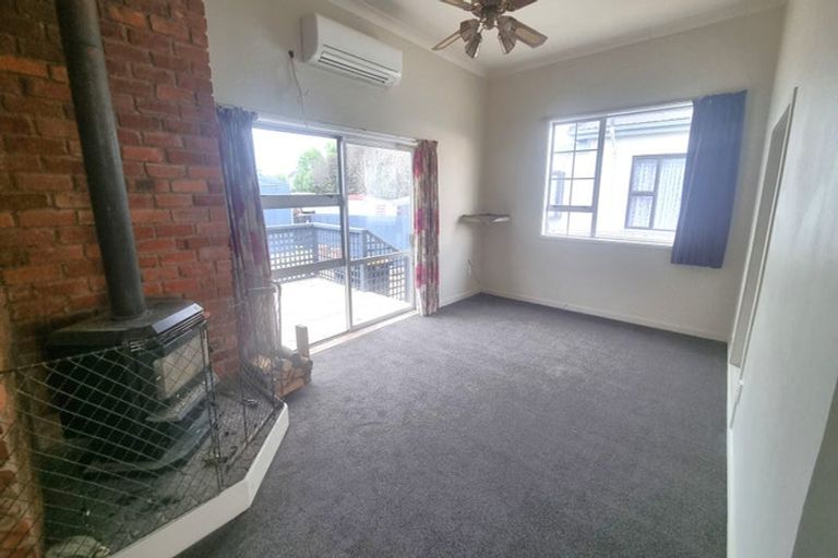 Photo of property in 115 Morton Street, Strathern, Invercargill, 9812