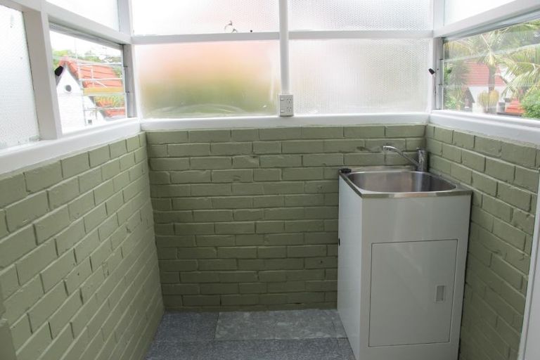 Photo of property in 3/21 Ellen Avenue, Hillcrest, Auckland, 0627