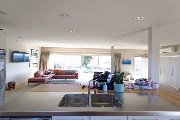 Photo of property in 2 Mccauley Grove, Hilltop, Taupo, 3330