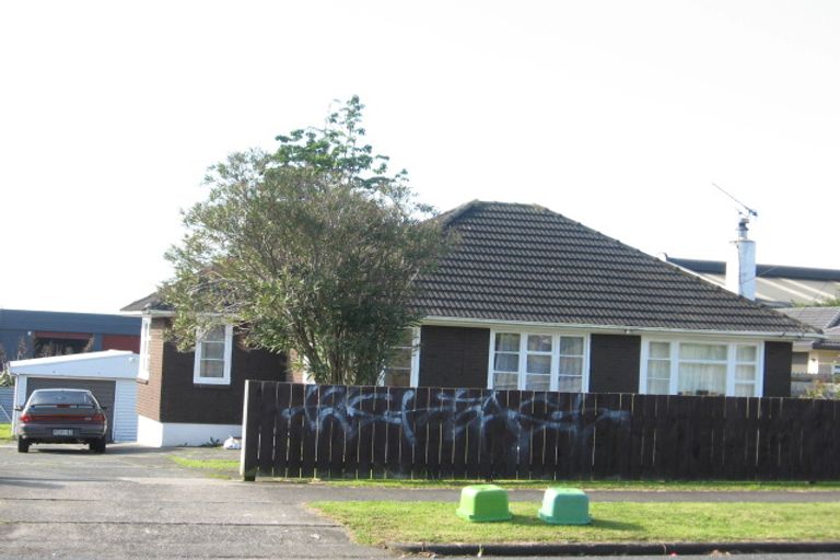 Photo of property in 8 Fields Road, Manurewa, Auckland, 2102