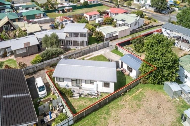 Photo of property in 112a Chartwell Avenue, Whangamata, 3620