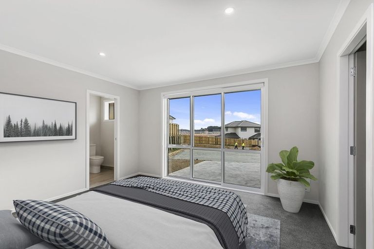 Photo of property in 10 Schooner Drive, Whitby, Porirua, 5024