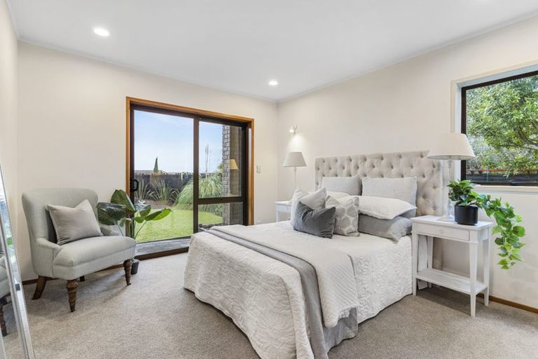 Photo of property in 49 Bellbird Rise, Murrays Bay, Auckland, 0630