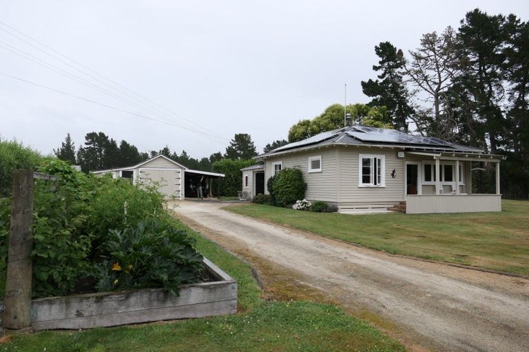Photo of property in Olrig Station, 1287 Kereru Road, Maraekakaho, Hastings, 4171