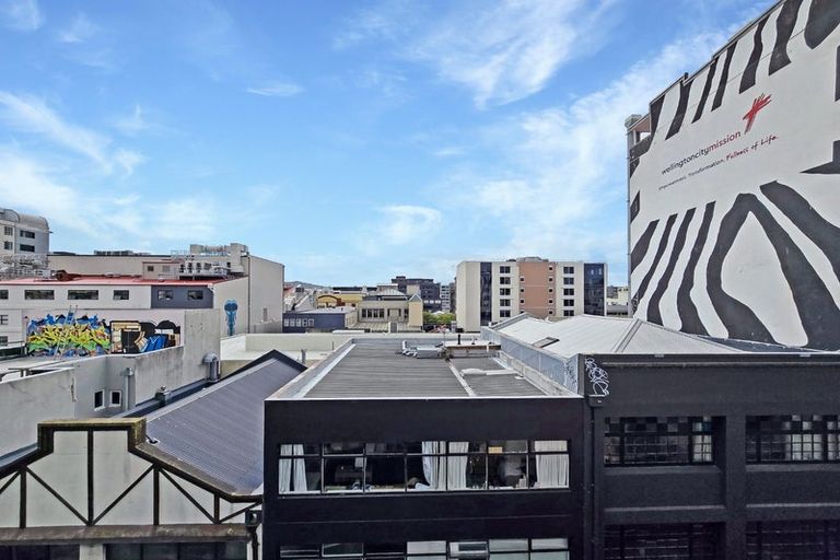 Photo of property in Monvie Apartments, 408/15 Holland Street, Te Aro, Wellington, 6011