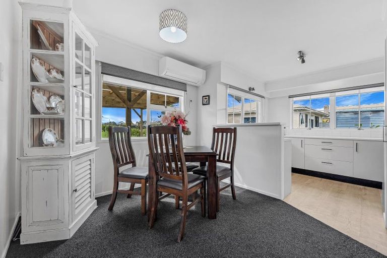 Photo of property in 19f Victoria Avenue, Waiuku, 2123