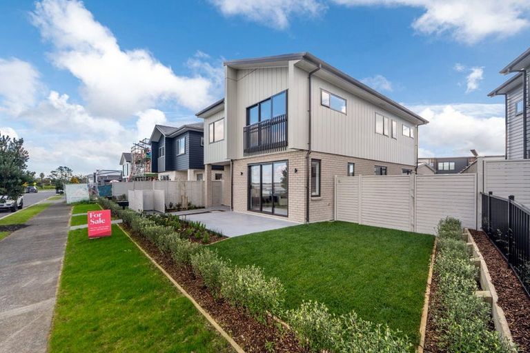 Photo of property in 109 Waituarua Drive, Takanini, Auckland, 2112