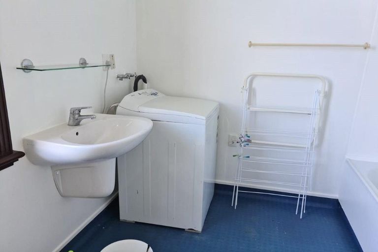 Photo of property in 21b Tinakori Road, Thorndon, Wellington, 6011