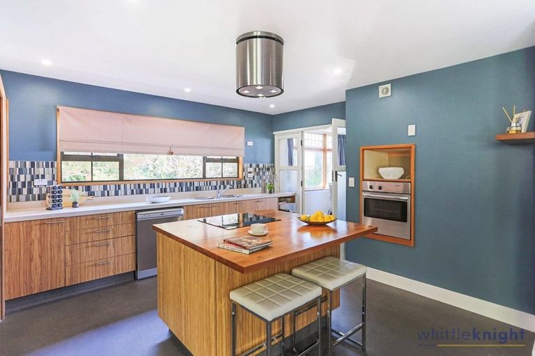 Photo of property in 18 Mount Pleasant Road, Mount Pleasant, Christchurch, 8081