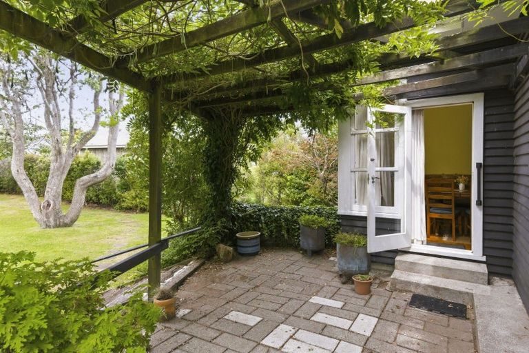 Photo of property in 3-5 Rewa Road, Raumati Beach, Paraparaumu, 5032