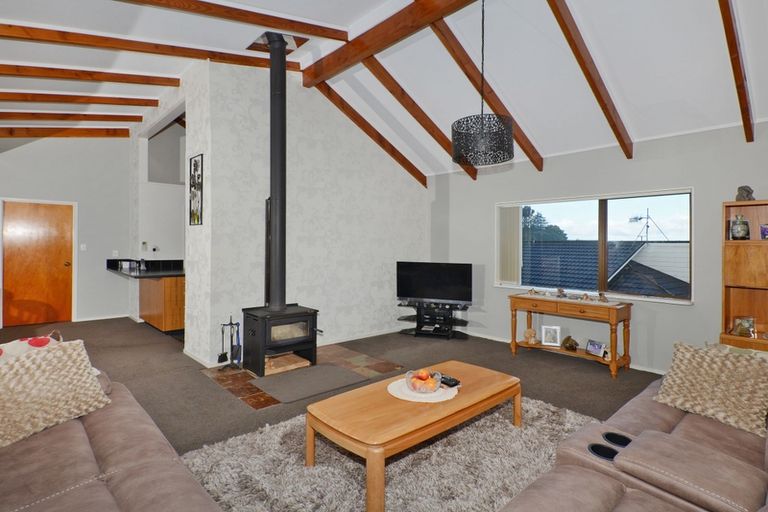 Photo of property in 2b Carr Street, Te Kamo, Whangarei, 0112
