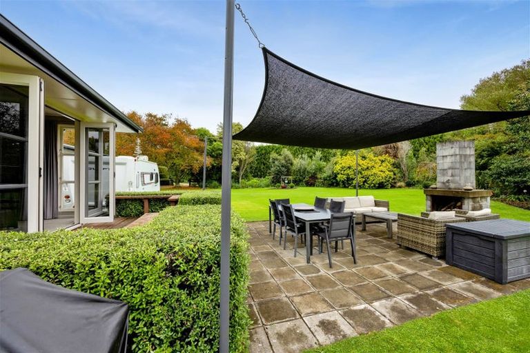 Photo of property in 361 Corbett Road, Paraite, New Plymouth, 4373