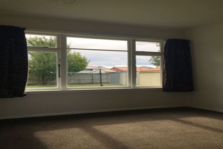 Photo of property in 75 Smith Street, Woolston, Christchurch, 8062