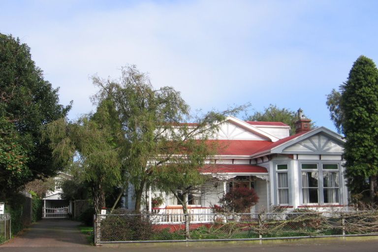 Photo of property in 6 Summerhays Street, Terrace End, Palmerston North, 4410