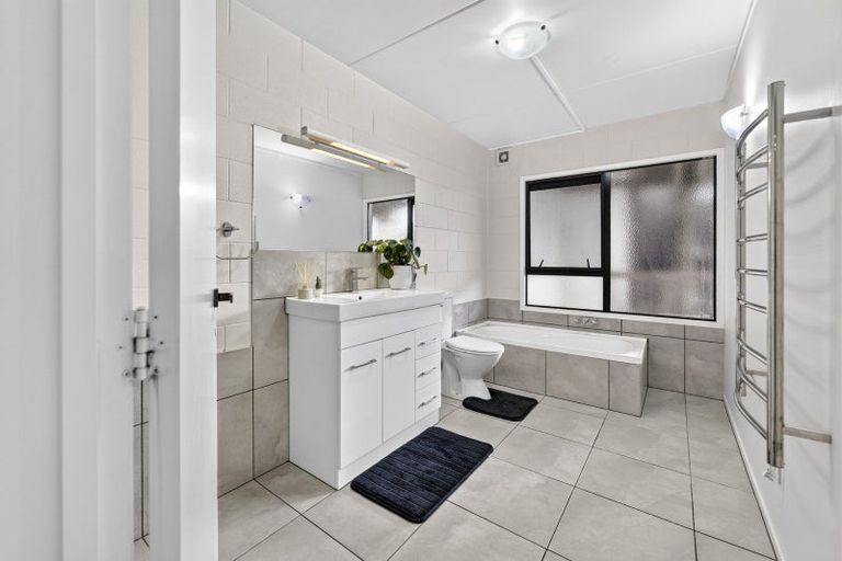 Photo of property in 9 Paihia Road, Paihia, 0200