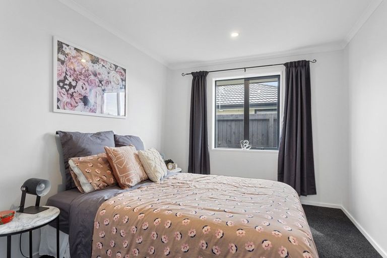 Photo of property in 62 Petries Road, Woodend, 7610