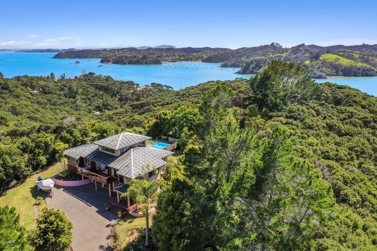 Photo of property in 1 Kanuka Grove, Kinloch, Taupo, 3377
