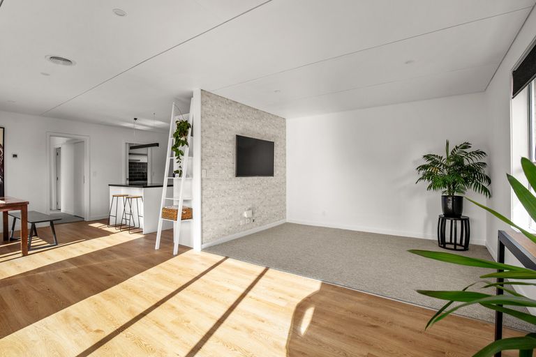 Photo of property in 128 Ashworth Street, Alexandra, 9320