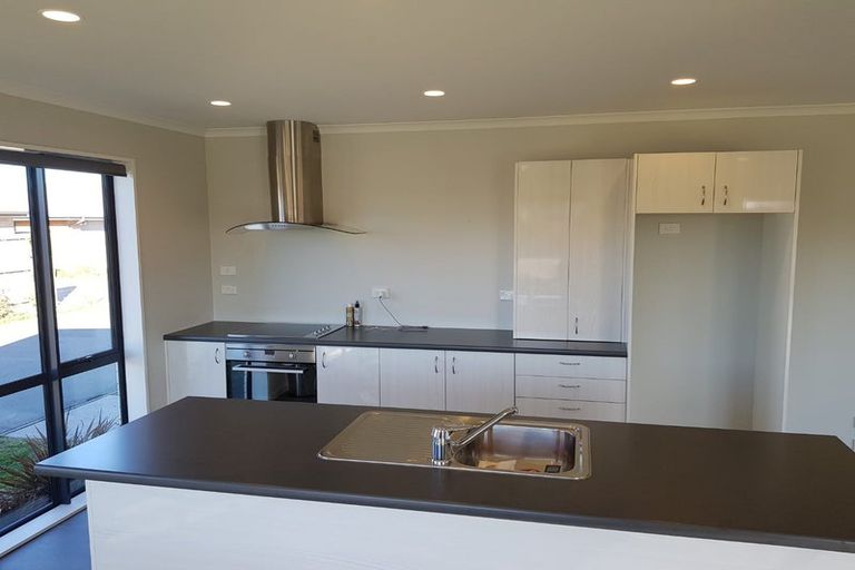 Photo of property in 8/3 Retallick Way, Amberley, 7410