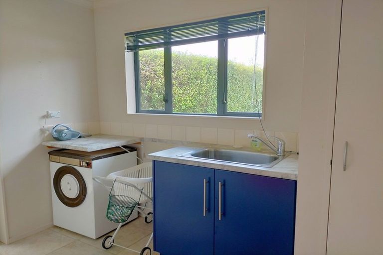 Photo of property in 15 Guinane Street, Dannevirke, 4930