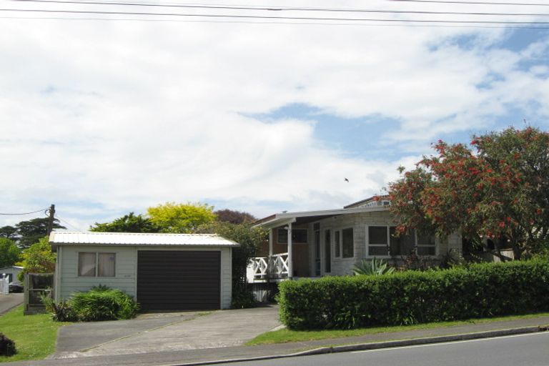 Photo of property in 835 Whangaparaoa Road, Manly, Whangaparaoa, 0930