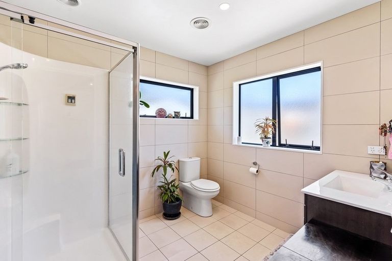 Photo of property in 9 Telford Way, Raumati Beach, Paraparaumu, 5032