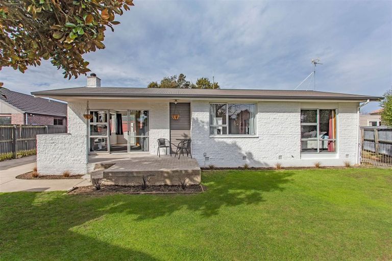 Photo of property in 8 Bowie Drive, Woodend, 7610