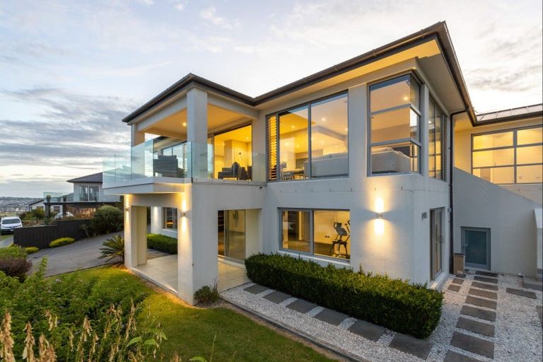 Photo of property in 24 Manhattan Rise, Orewa, 0931