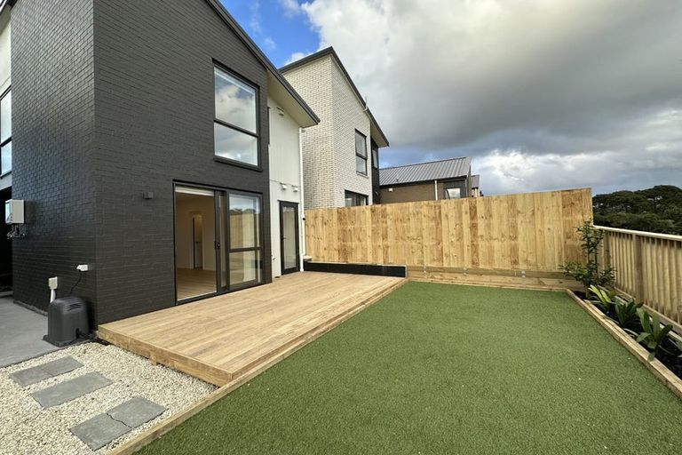 Photo of property in 63 Biokovo Street, Massey, Auckland, 0614