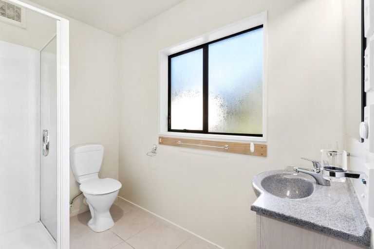 Photo of property in 2 Cottesmore Close, Burnside, Christchurch, 8053