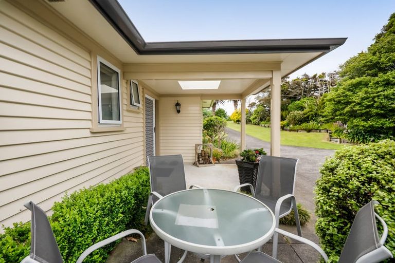 Photo of property in 218 Henwood Road, Paraite, New Plymouth, 4372
