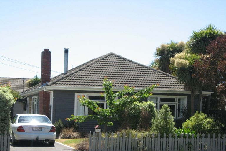 Photo of property in 13 Medway Street, Richmond, Christchurch, 8013