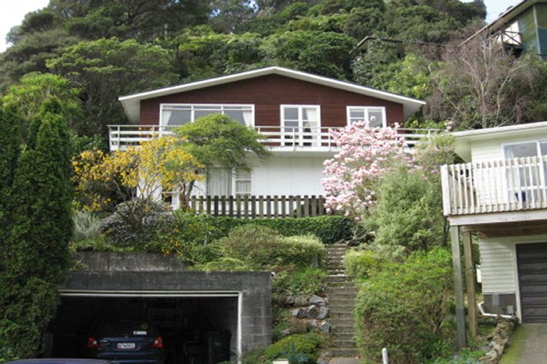 Photo of property in 8 Damian Grove, Waterloo, Lower Hutt, 5011