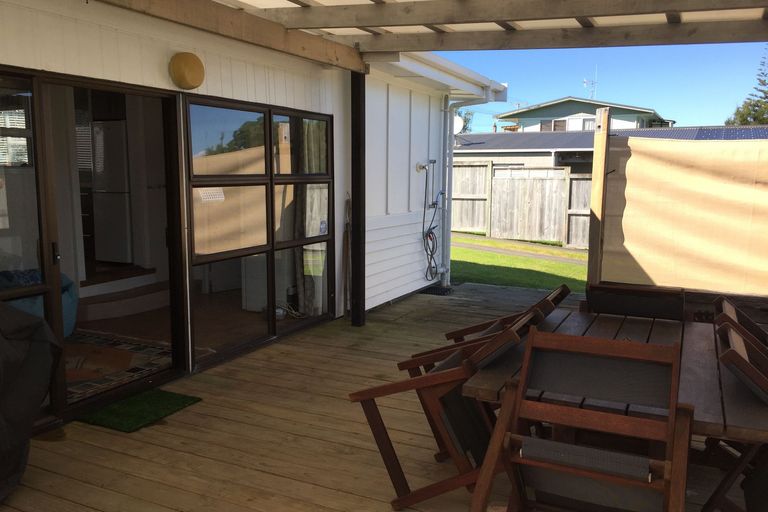 Photo of property in 26 Seaforth Road, Waihi Beach, 3611