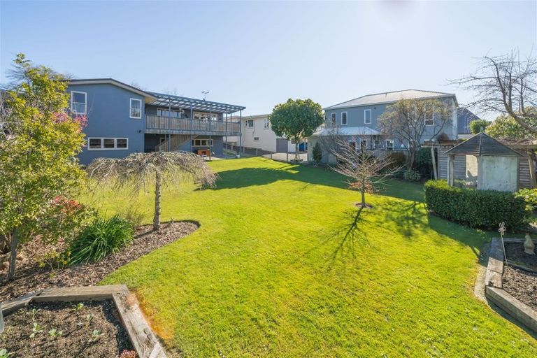 Photo of property in 51 Lincoln Terrace, Hokowhitu, Palmerston North, 4410
