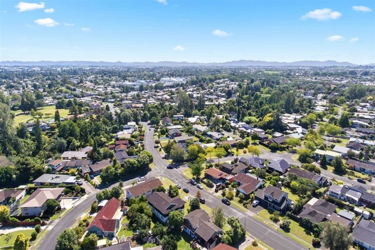 Photo of property in 34 Chedworth Avenue, Chedworth, Hamilton, 3210