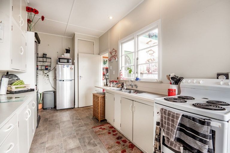 Photo of property in 819 Clive Street, Akina, Hastings, 4122