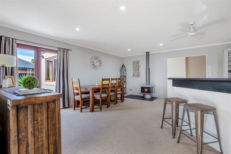 Photo of property in 5 Rembrandt Drive, Rolleston, 7614
