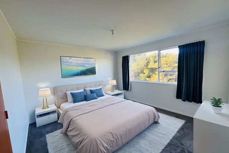 Photo of property in 9-11 Thimble Lane, Whitby, Porirua, 5024