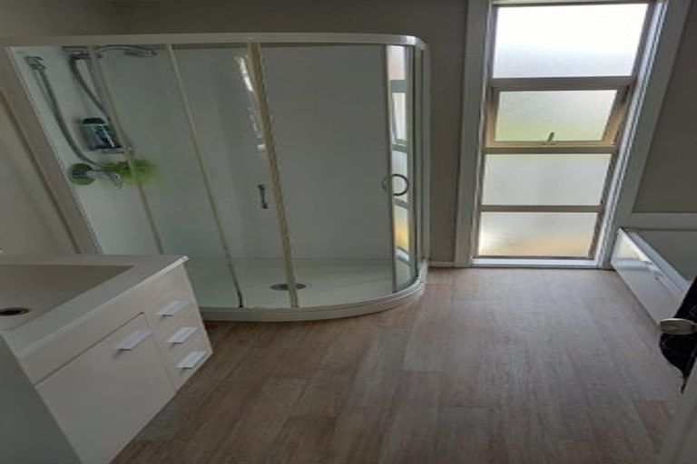 Photo of property in 10a Gregory Avenue, Islington, Christchurch, 8042