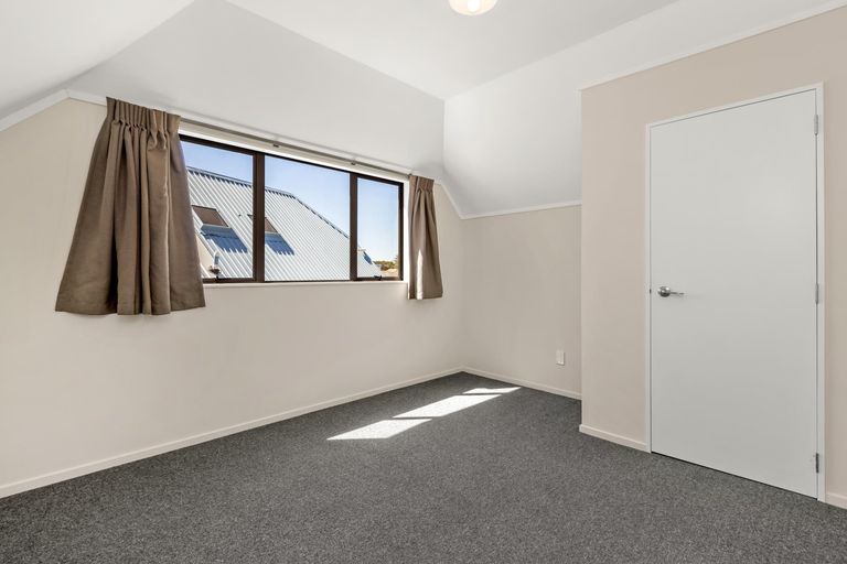 Photo of property in 17 Joshua Lane, Hamilton East, Hamilton, 3216