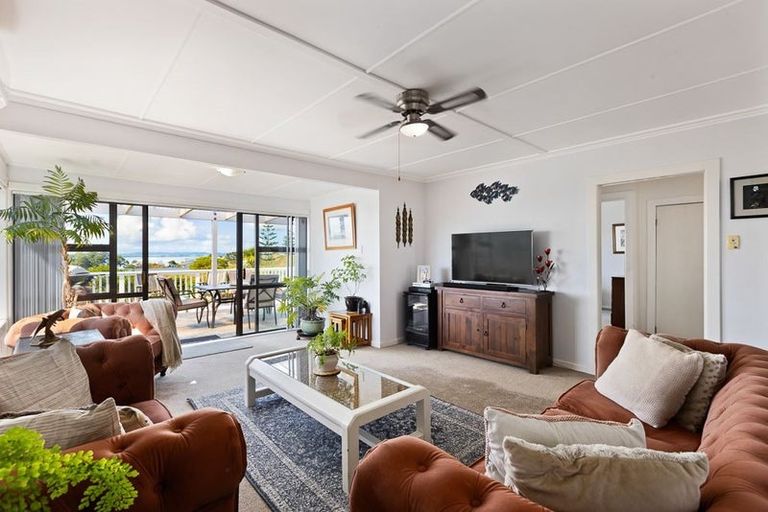 Photo of property in 11 Sea View Road, Leigh, Warkworth, 0985